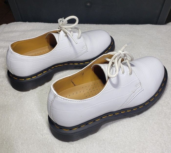 Dr Martens Croc Embossed Shoes Size