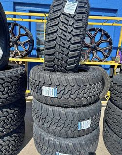 33/1250/20 Llantas Maxtrek 