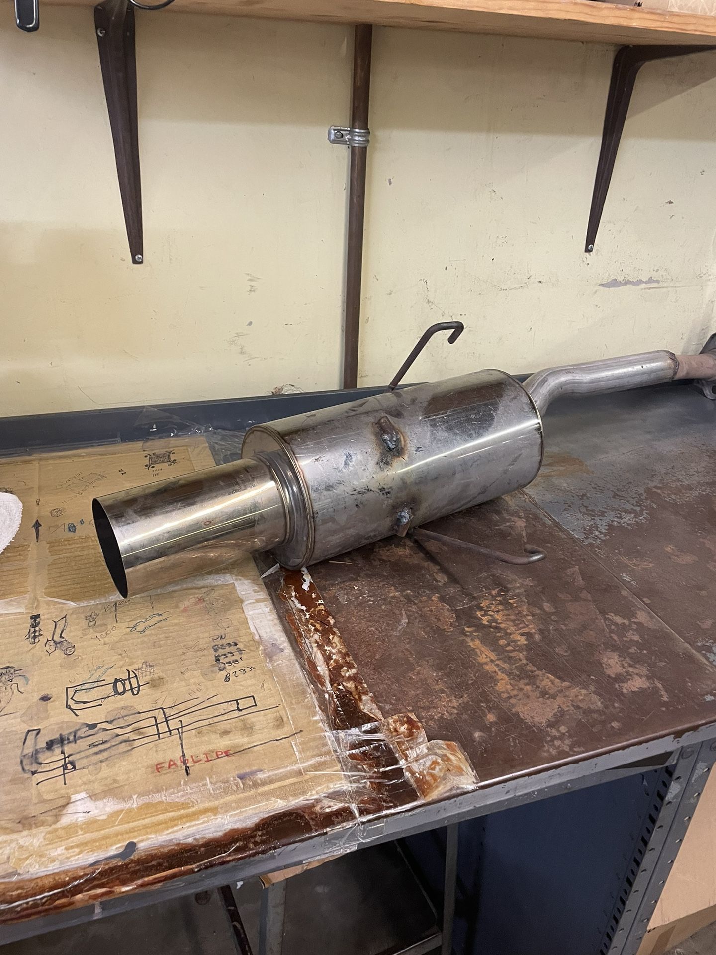 Muffler