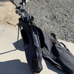 Complete Set of Spalding Executive Golf Clubs w/ Standing Caddy Bag & Zip Travel Bag - EUC