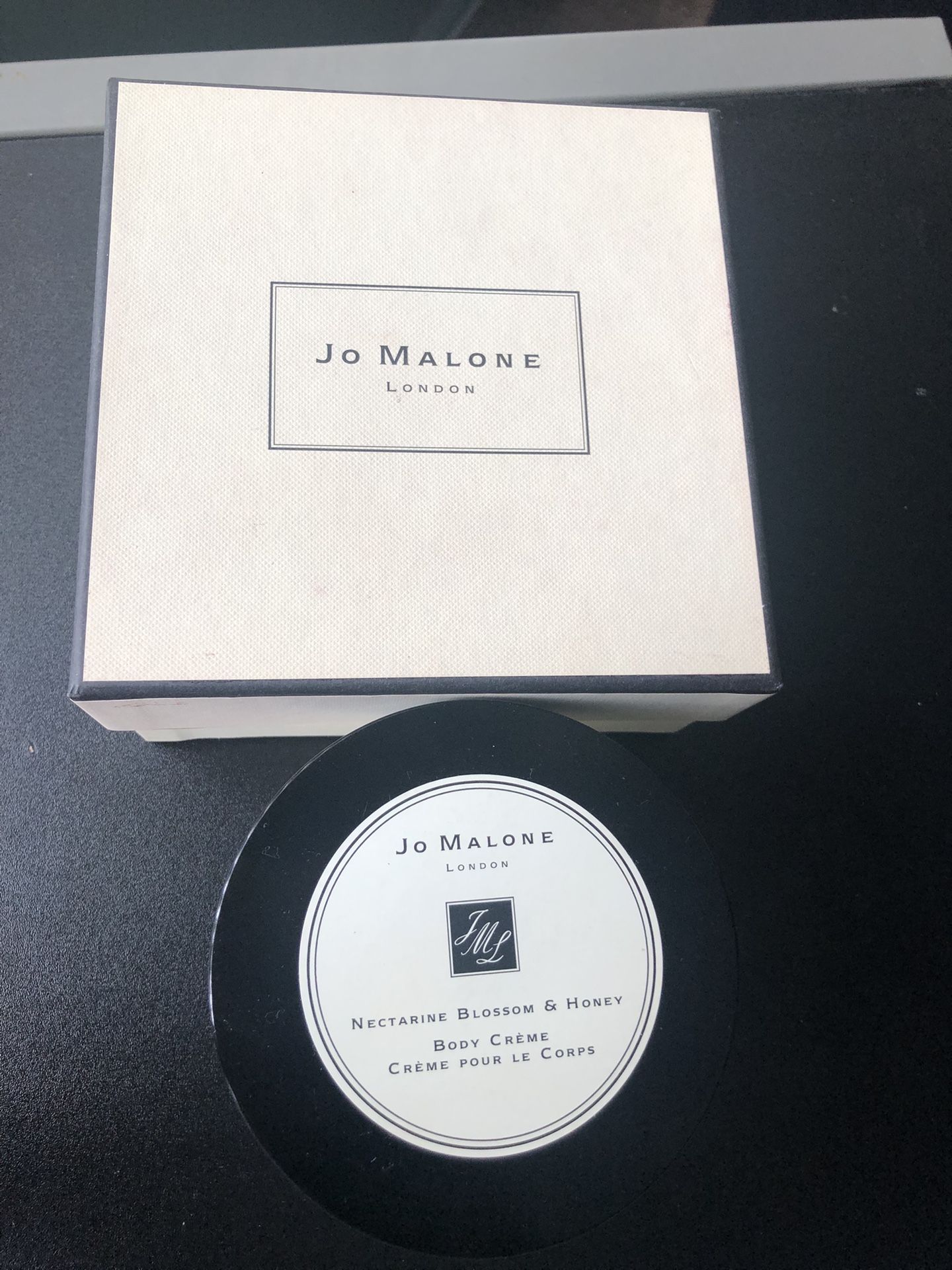 Jo Malone Nectarine Blossom & Honey Body Crème