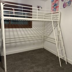 Twin Size Loft Bed 