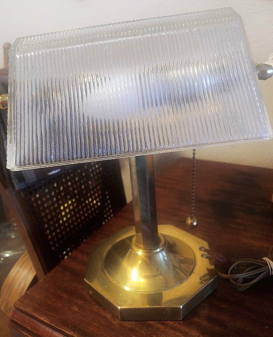 Vintage Solid Brass Bankers Desk Lamp w Clear Prismatic  Clear Glass Shade
