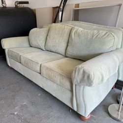 Ethan Allen Green Sofa Couch 