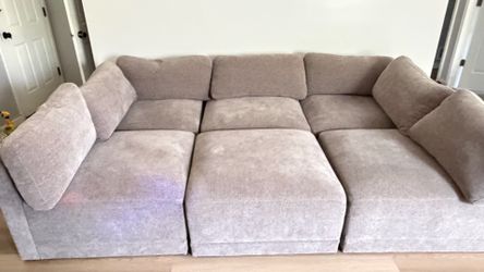 Cosco Thomasvilke sectional