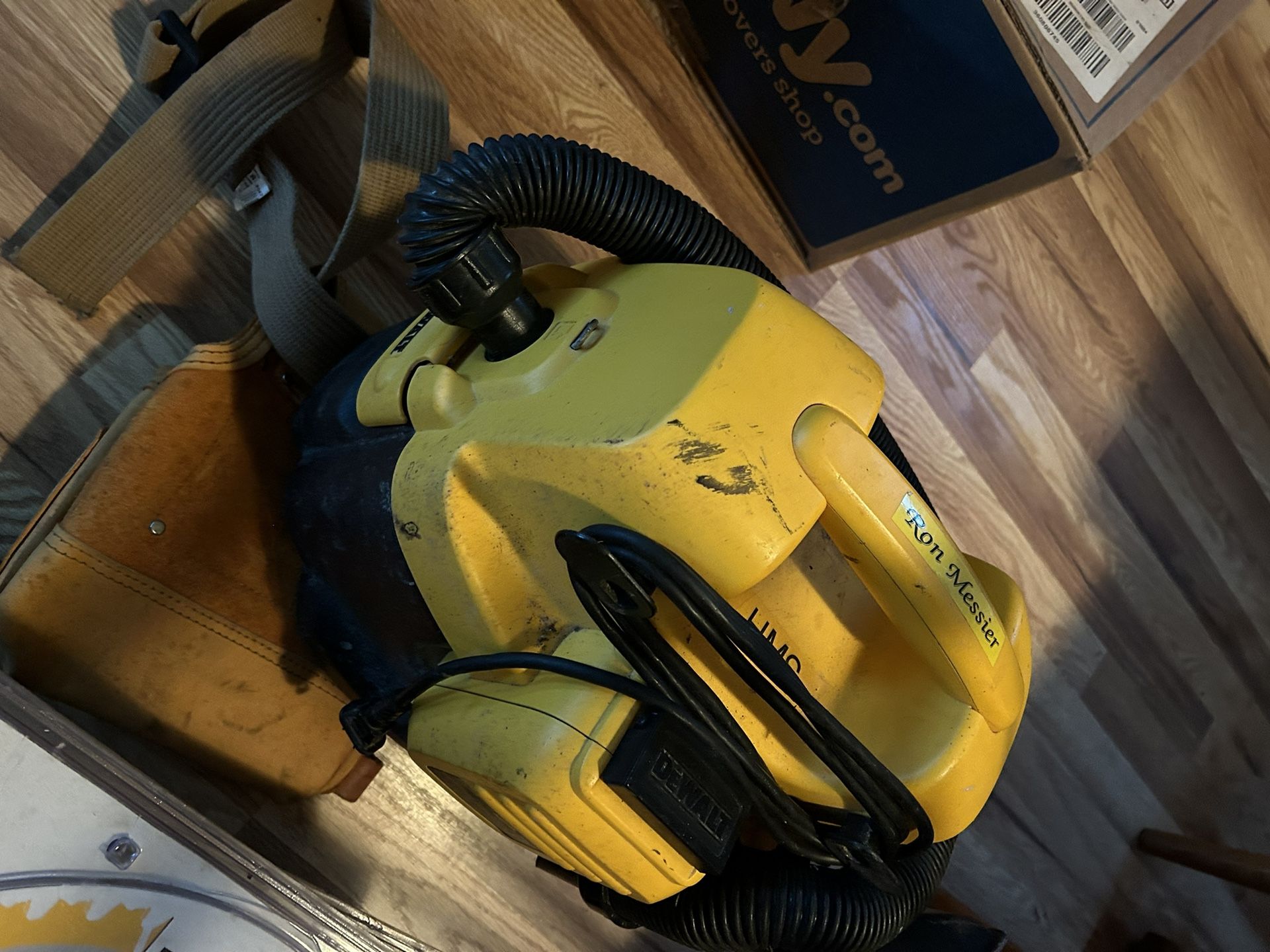 Dewalt Vacuum 