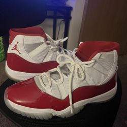 Air Jordan Retro 11 (Cherry) Size 12