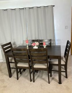 ASHLEY FURNITURE Dining Table with 6 Chairs * Mesa Comedor de 6 Sillas