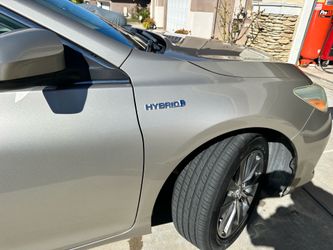 2015 Toyota Camry Hybrid