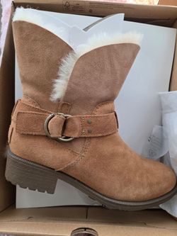 UGG Chestnut Suede Boots with Shearling Lining SZ 8