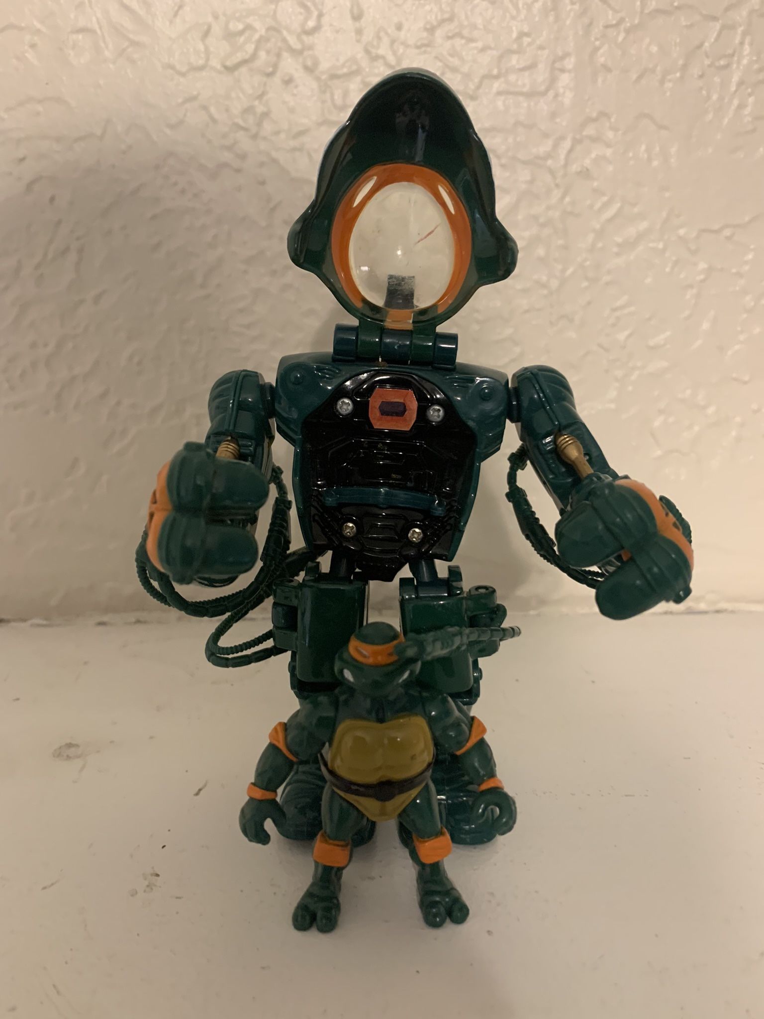 4” 1996 Muta Force Robotic Michelangelo Mechanical Suit