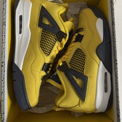 Lightning 4s Size 10.5 