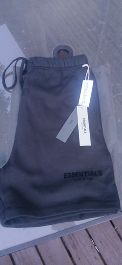 Essentials shorts size s stretch limo
