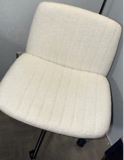 Criss Cross Vanity Chair