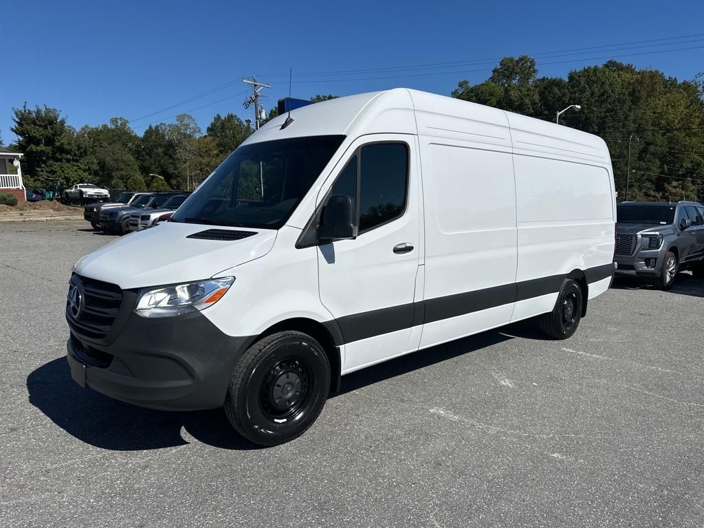 2025 Mercedes-Benz Sprinter 2500