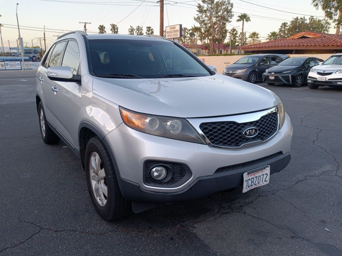 2013 Kia Sorento LX