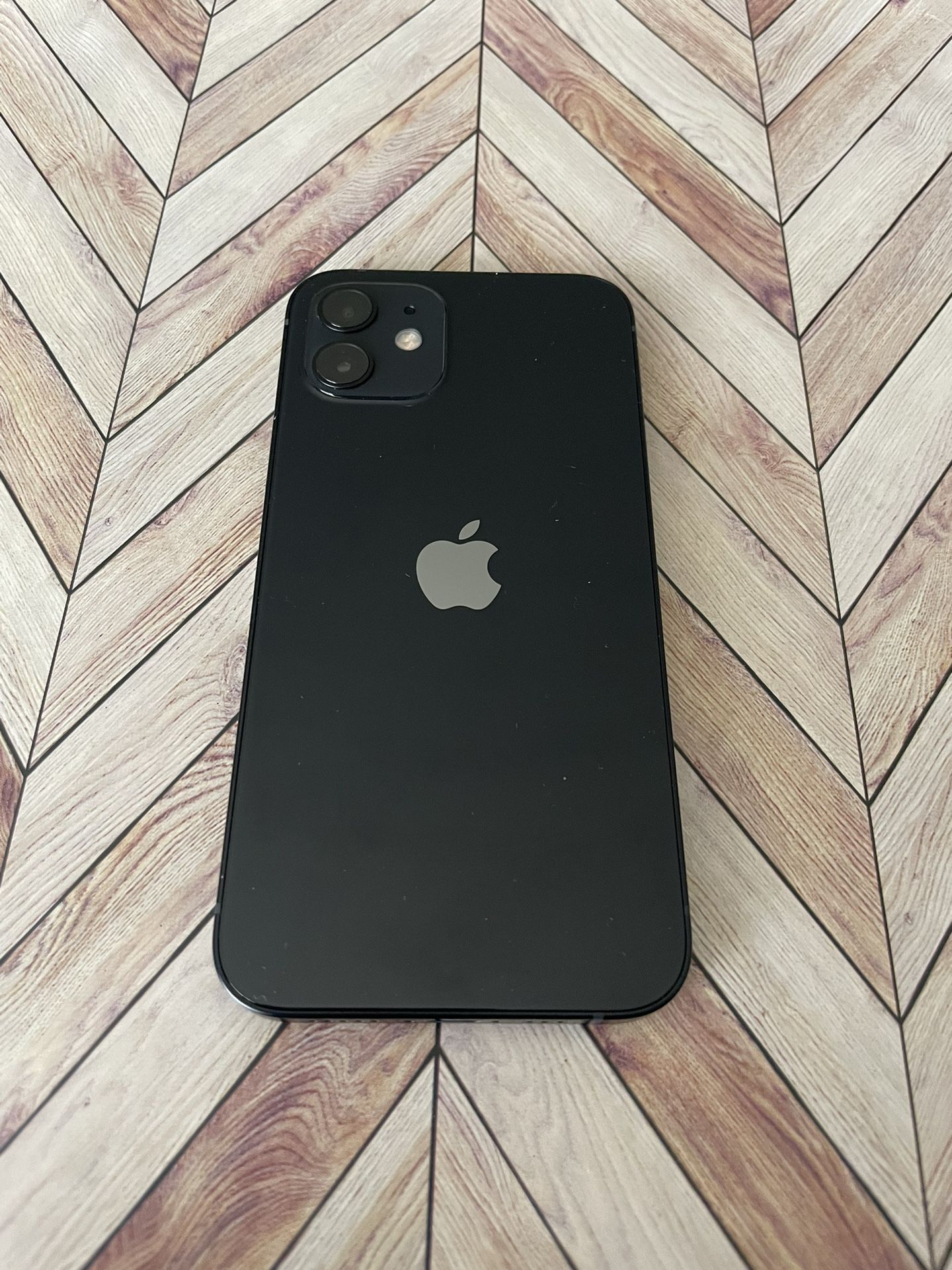 iPhone 12  (64GB)  UNLOCKED 🌏 LIBERADO