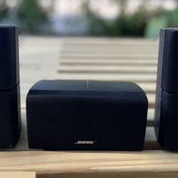 Bose Acoustimass Lifestyle Center Speaker And Two Double Cube  