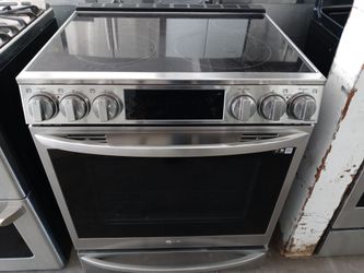 LG stainless steel glasstop slide-in range - Free delivery