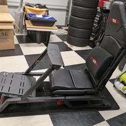 Next Level Racing F-GT Sim Rig / Cockpit 