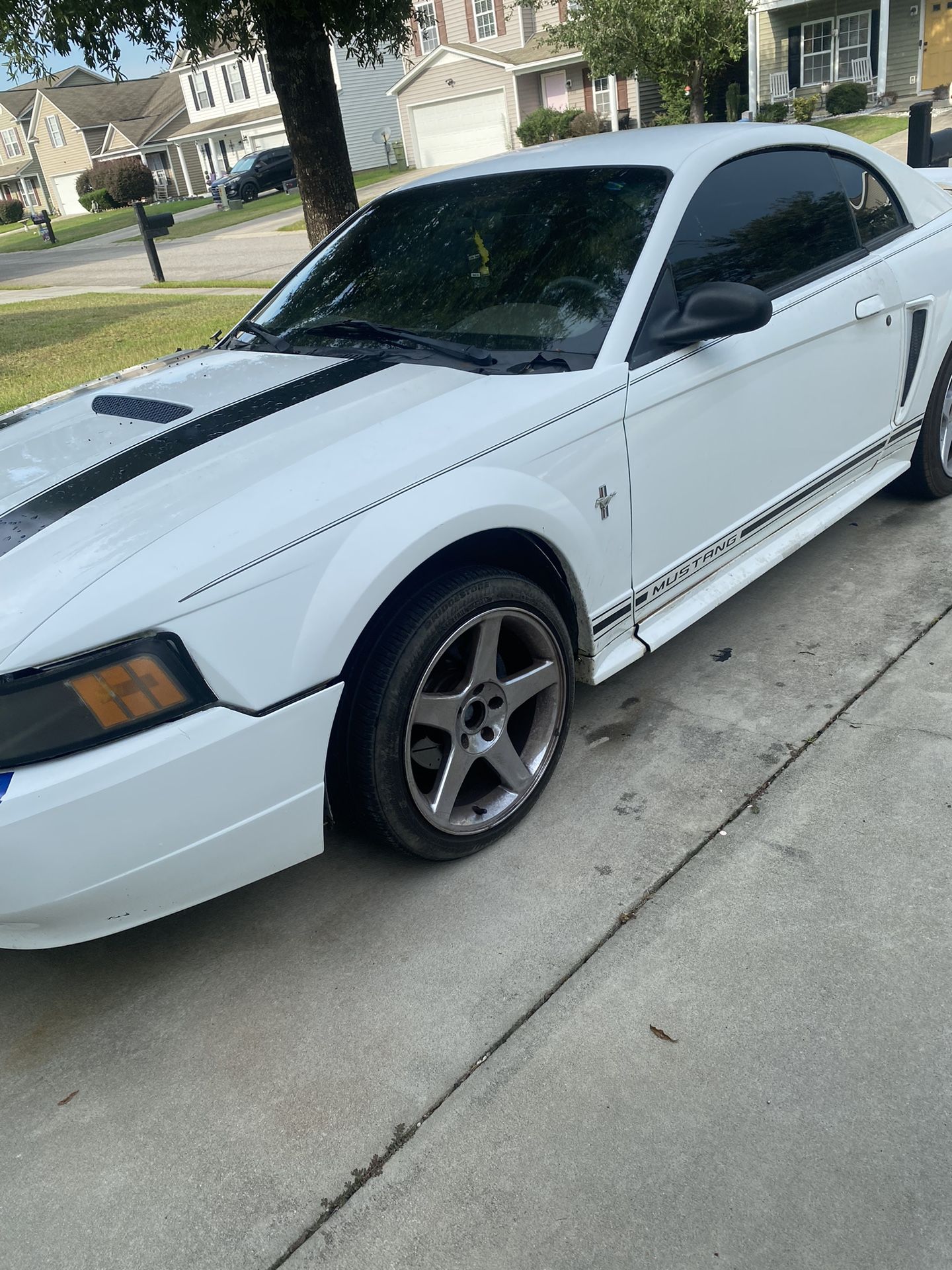 2000 Ford Mustang