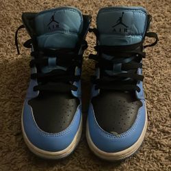 Jordan 1s Highs Blue And Black Size 6.5