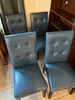 Set of 4 Blue Faux Leather Dining Chairs