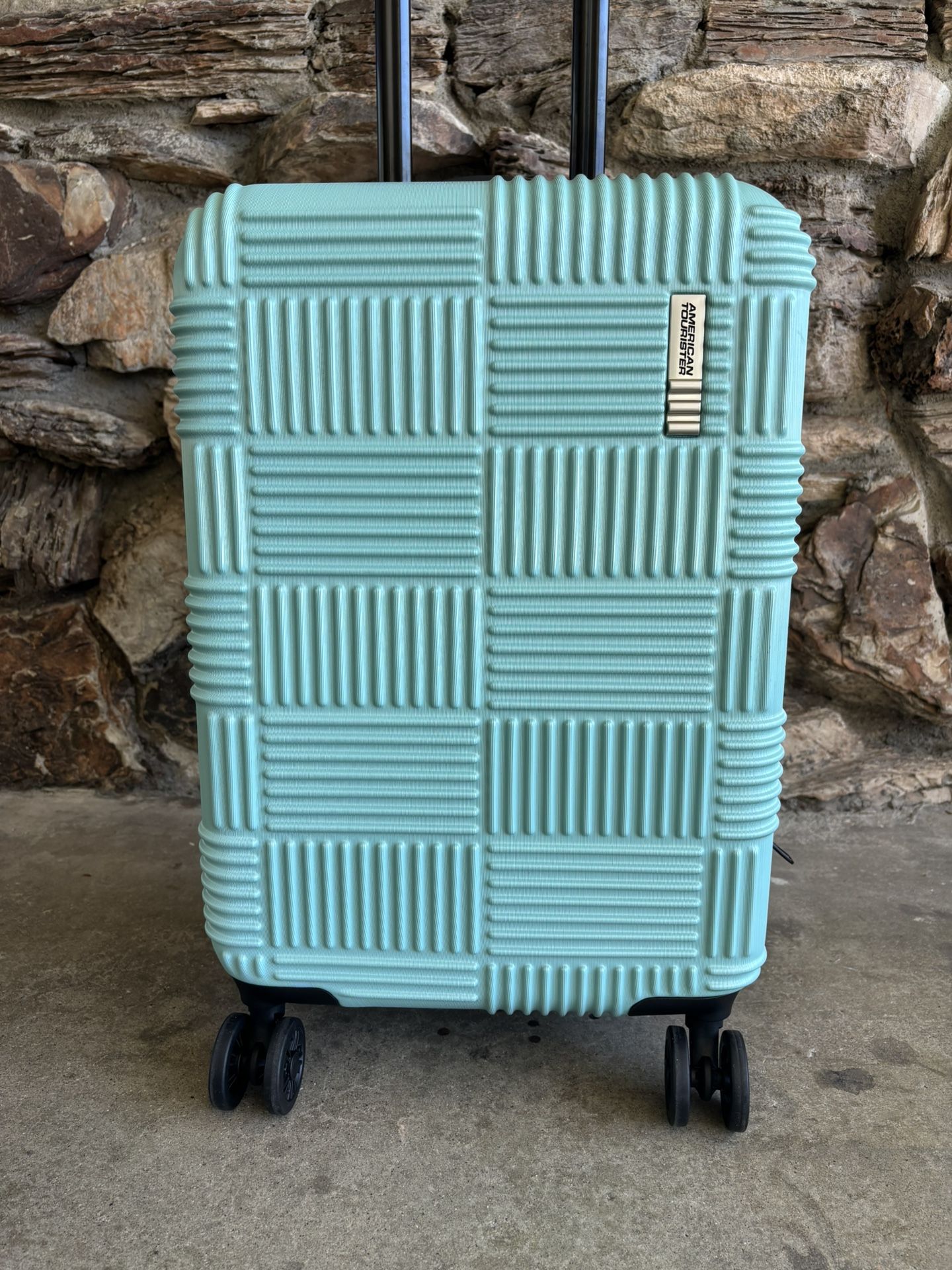Luggage 22x14x10