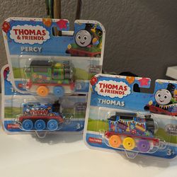 Lot Of 3 Thomas & Friends Trains New