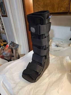 Walking boot
