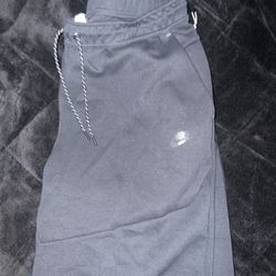 Nike Tech Fleece Pants