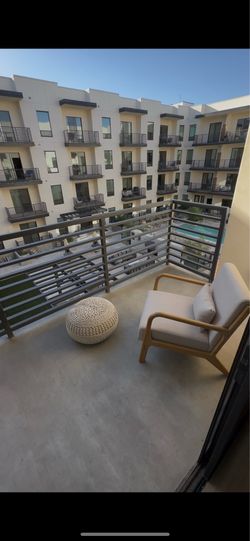 Modern Outdoor Lounge Chair – Scandinavian Style – Like New