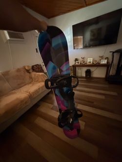 155 cm Burton snowboard
