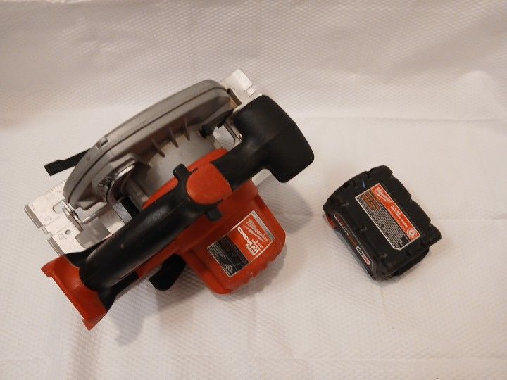 Milwaukee Circular Saw