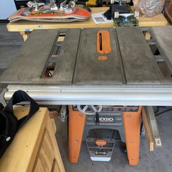 Rigid TS3650 Table Saw With Porter Cable Router Built In