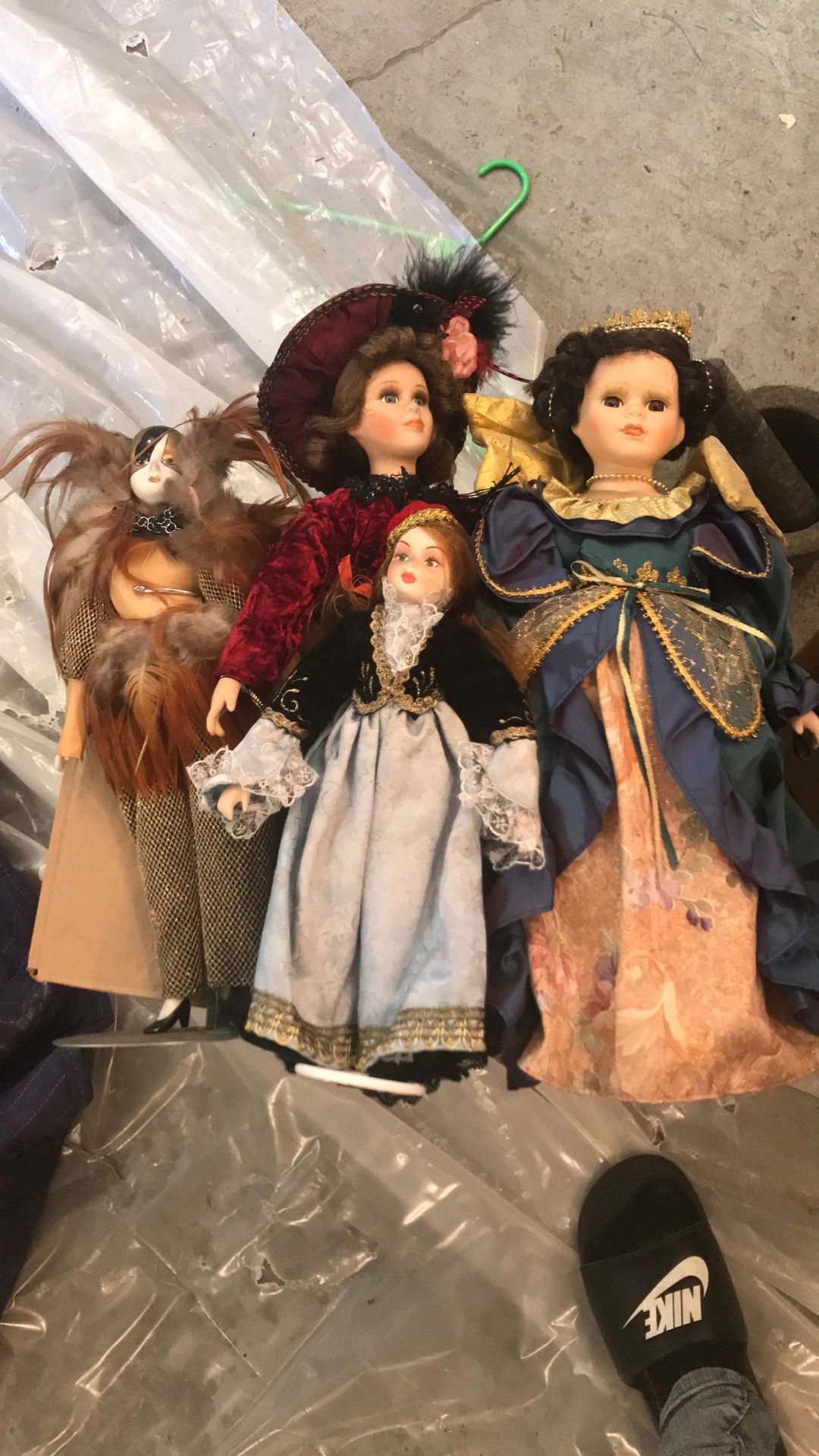 Dolls Porcelain On Stands