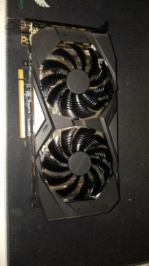 Gigabyte AMD radeon 5500xt oc 4gb ddr6