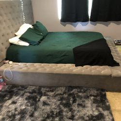 Queen Size Bed With Storage 