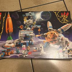 Lego Monkie Kid Chang’e Moon Cake Factory