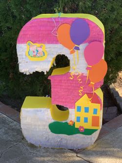 Papa pig piñata number 3 I can make any design shape theme