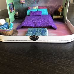 Portable Dollhouse in Suit Case