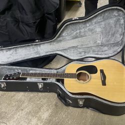 Mitchell Acoustic Guitar & Case