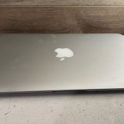 MacBook Air 2011 