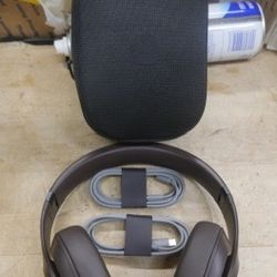 beats headphones studio pro OTH brown with case 887383-3