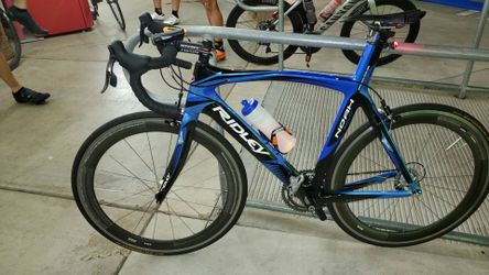 Road bicycle