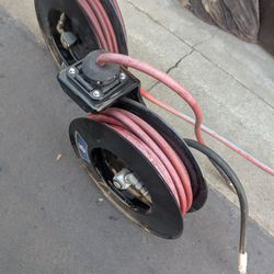 Heavy Duty Industrial Grade Retractable Air Hose Reel Hpl25d 2 Remaining $200 Each 