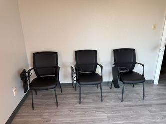 Brand New Desks Black