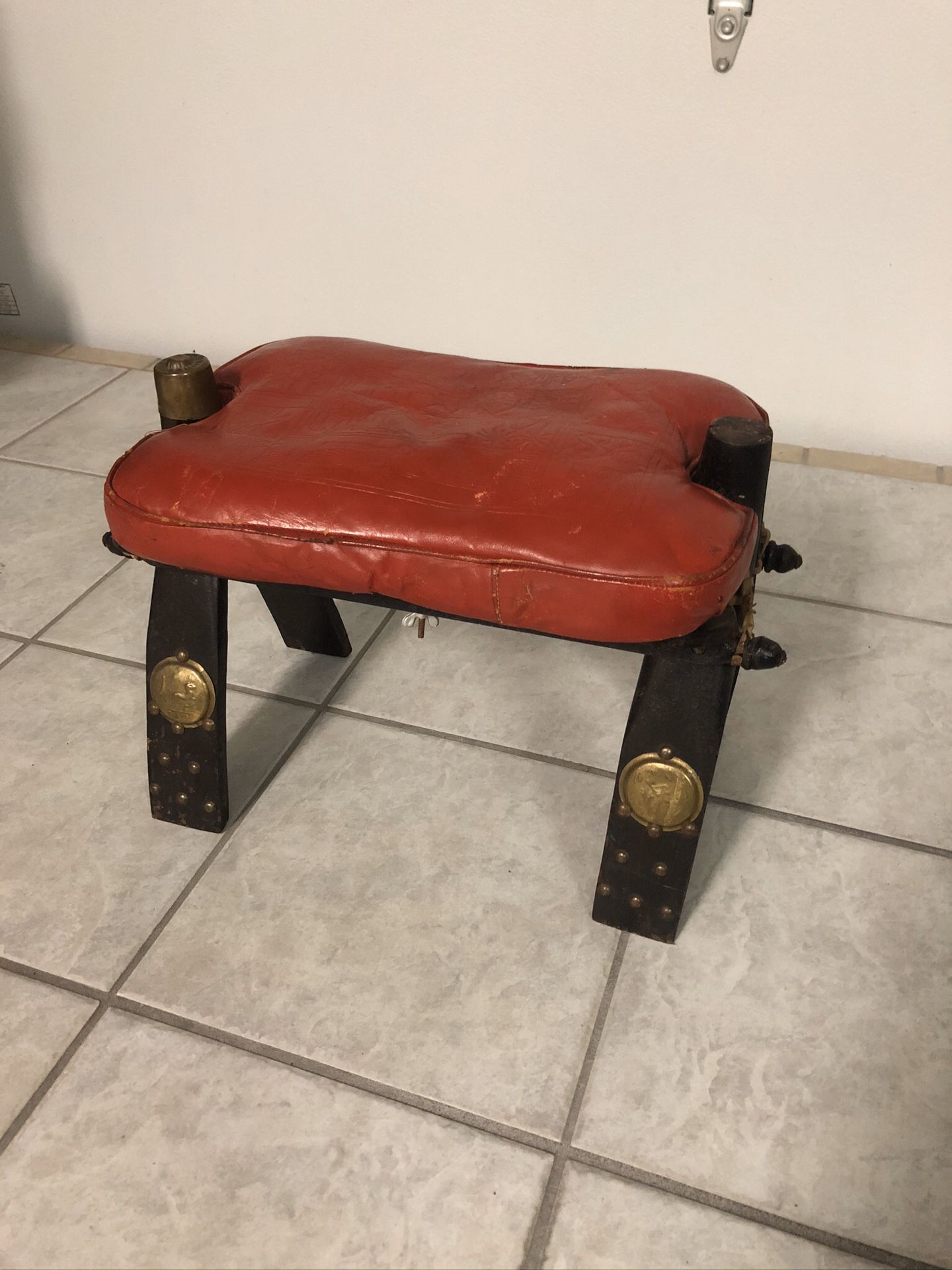 Camel saddle foot stool