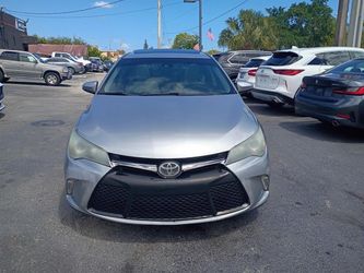 2015 Toyota Camry $11,998