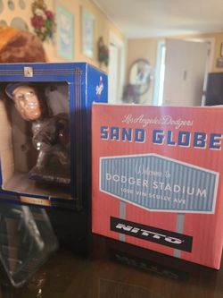 LA Dodgers Bobblehead & Sand Globe